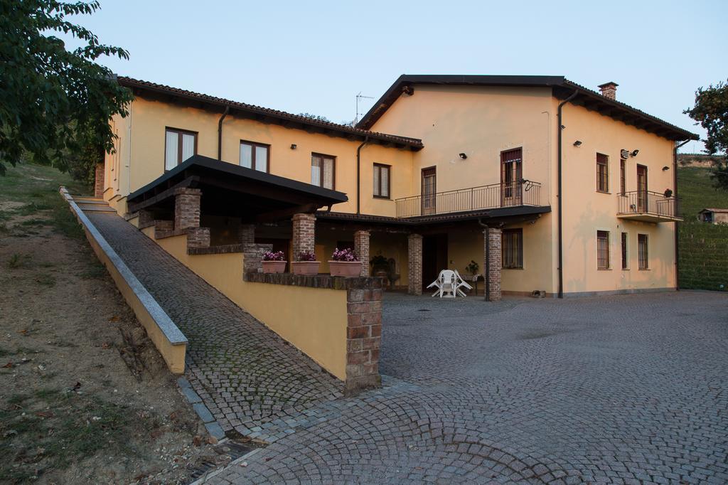 Agriturismo Il Ciabot Villa Бароло Екстериор снимка